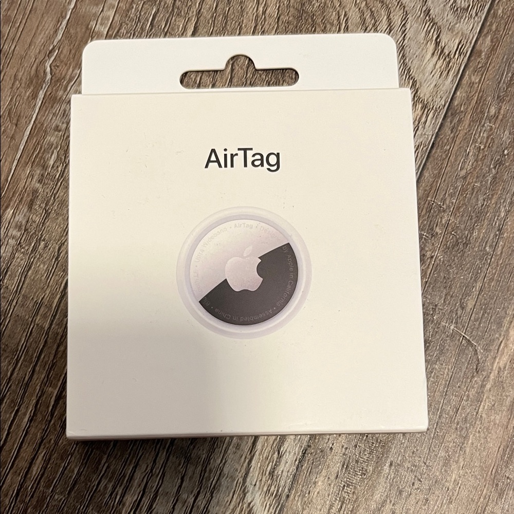 Apple AirTag
